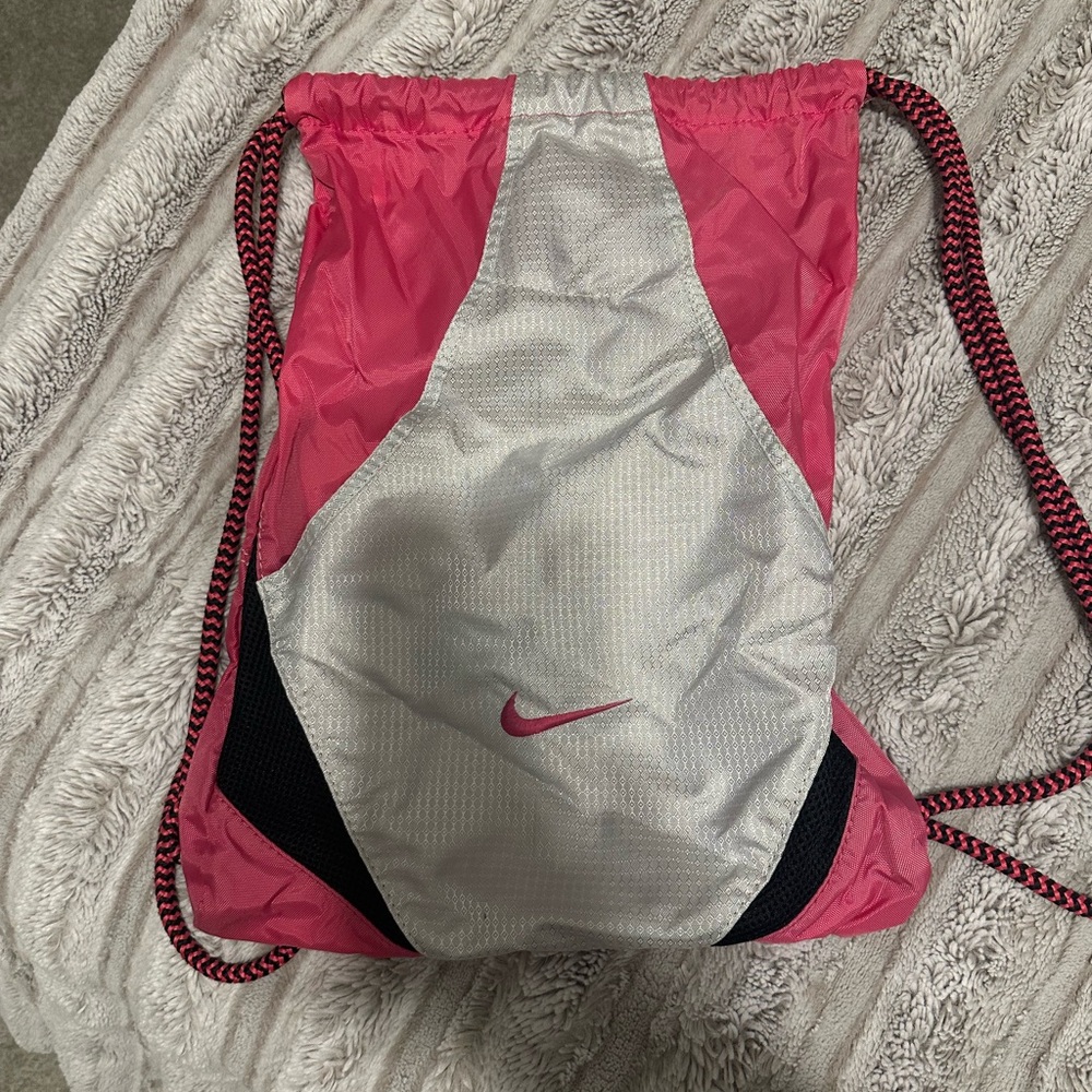 Nike Drawstring Bag - image 1